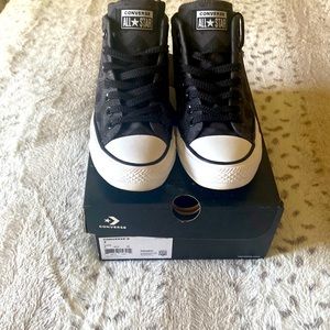 Converse All Star Sneakers. Black, white and gray size 7.